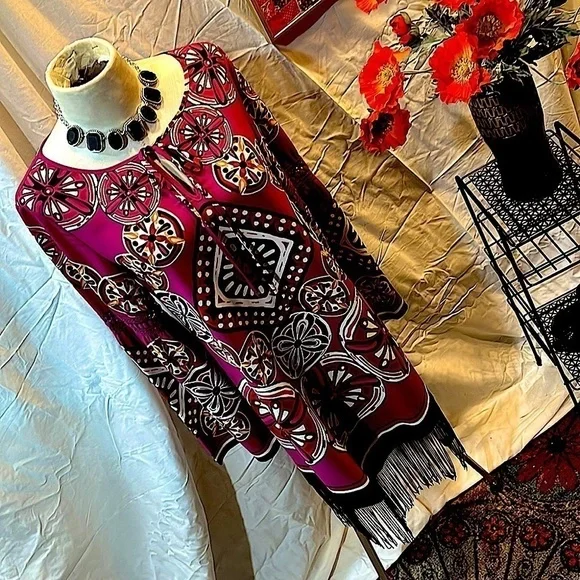 CHELSEA AND VIOLET LONG BELL SLEEVED TASSEL AND MACRAMÉ DRESS - Picture 3 of 7